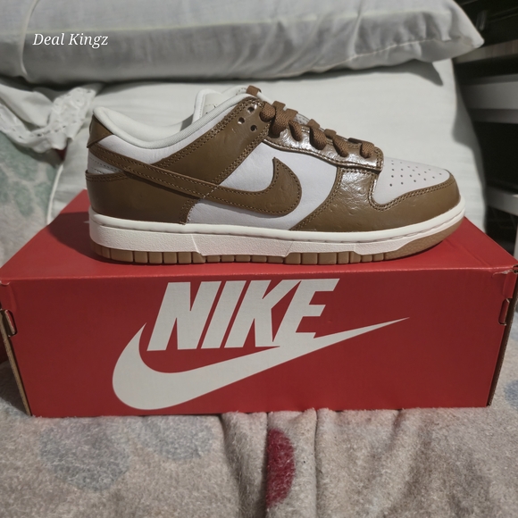 Nike Shoes - (W) Nike Dunk Low LX